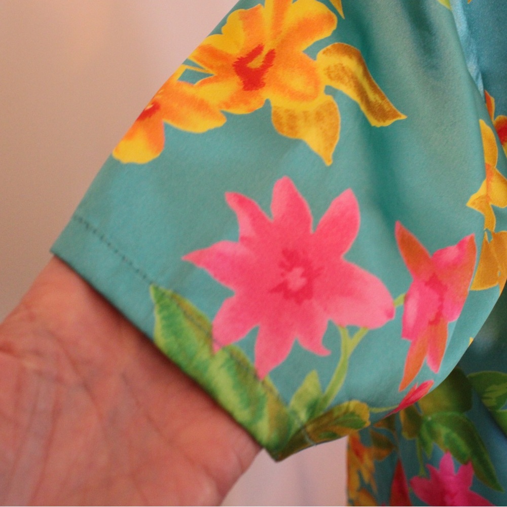 Victoria’s Secret Teal Hawaiian Vintage 90s Satin Pajamas Size P (XS) - Picture 8 of 13